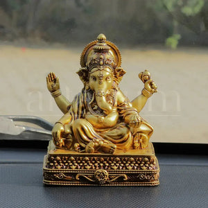 Vinayaka Car Dashboard theartarium
