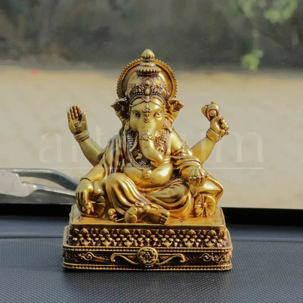 Vinayaka Car Dashboard theartarium