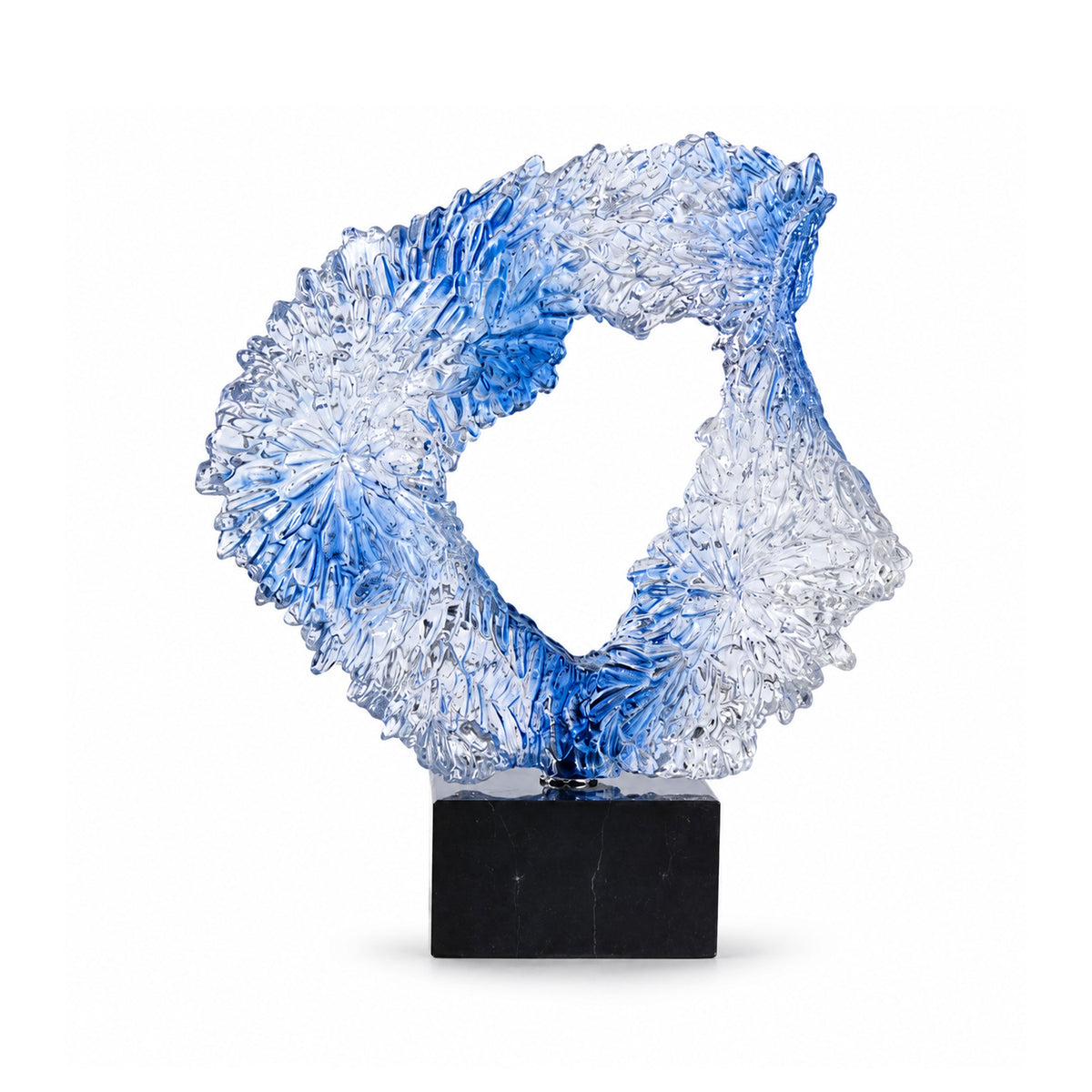 Frozen Wave: Ocean-Inspired Sculpture