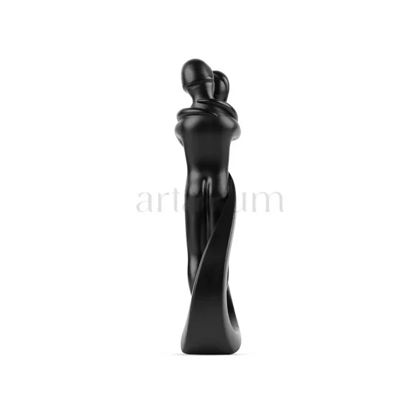 Kissing Couple Statue