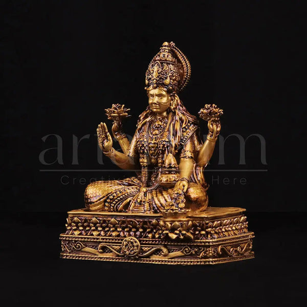Shree Laxmi Car Dashboard theartarium