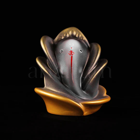 Rose Ganesha Car Dashboard