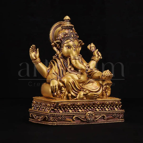 Vinayaka Car Dashboard theartarium