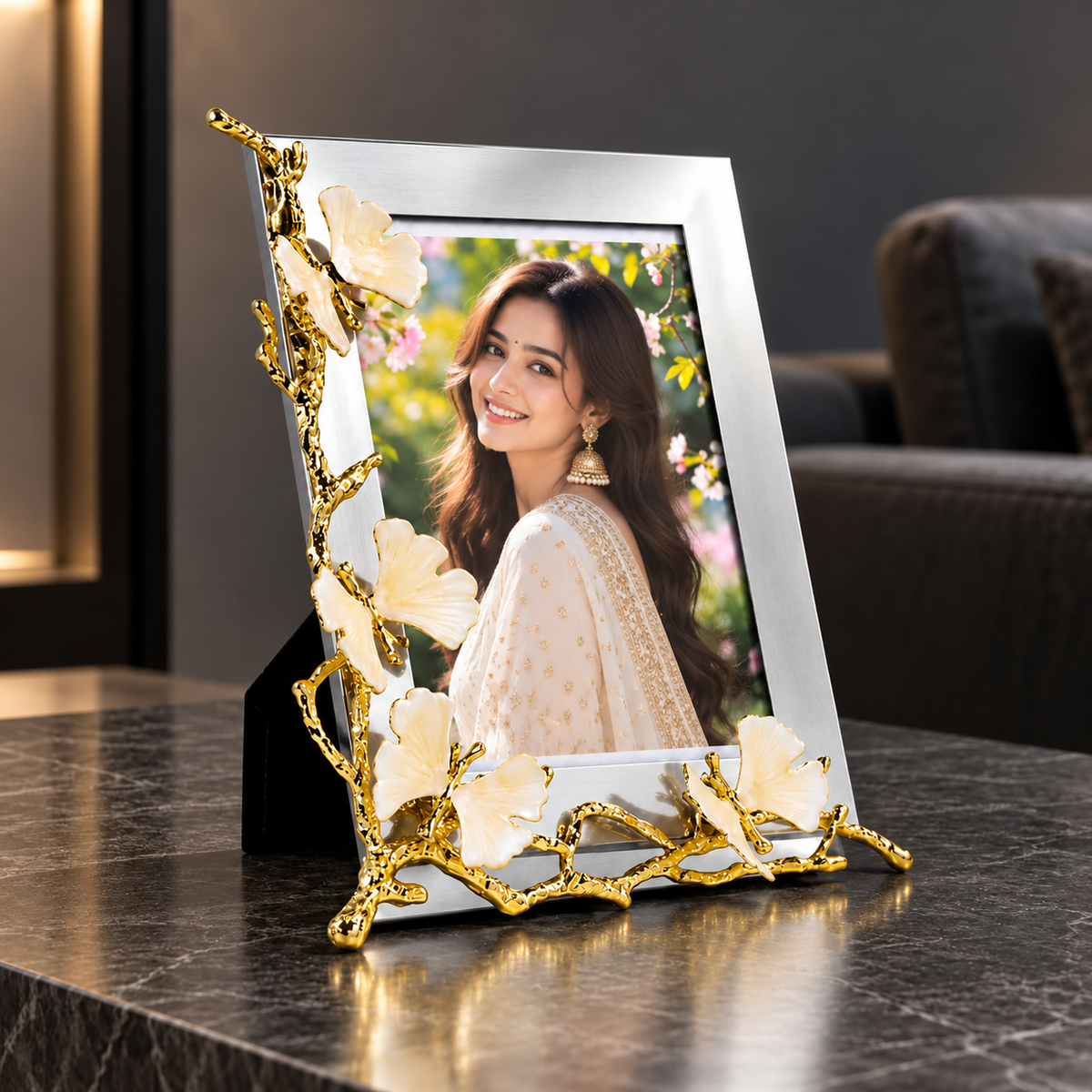 Gold Alloy Ginkgo Leaf Photo Frame 