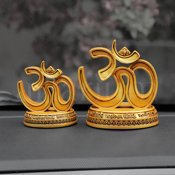 Om Idol Car Dashboard