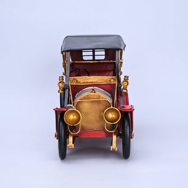 Pixel Vintage Car Model