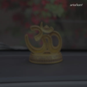 Om Idol Car Dashboard